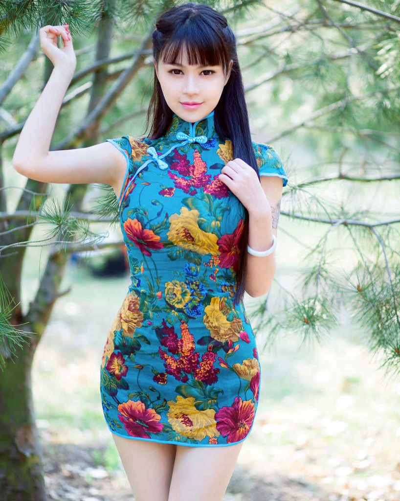 tnlcollection's tweet photo. 江南美女胡允儿丰润粉嫩乳房唯美私房拍摄 https://t.co/Ey6yik6WCD