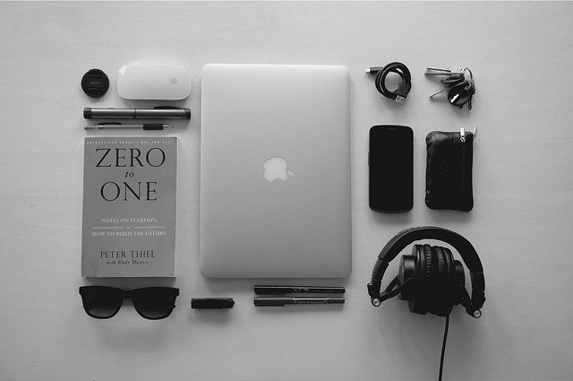 BSJ_IN's tweet photo. 6 #Books to keep your #Startup spirit alive and #rocking
https://t.co/uhq31wvVyo https://t.co/DVhdVZSAmT