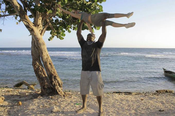 ListinDiario's tweet photo. ¿El gigante ex NBA Shaquille a vivir en #RD? https://t.co/YLDxkMnqIC https://t.co/DNCooYlTEq