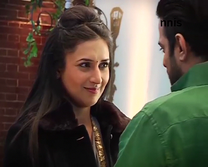 NnisTv's tweet photo. Ishita Gets Angry With Hubby Raman Bhalla
https://t.co/YgmonOVqav
@Divyanka_T @TheKaranPatel https://t.co/7f0USB73Ri
