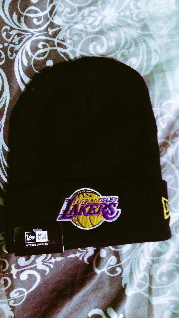 Kaseckins's tweet photo. Pardodu pilnīgi jaunu new era cepuri. Sīkaku informaciju draugiem.lv vai dm #RT  #Pardodu https://t.co/8PT7u7qIjb