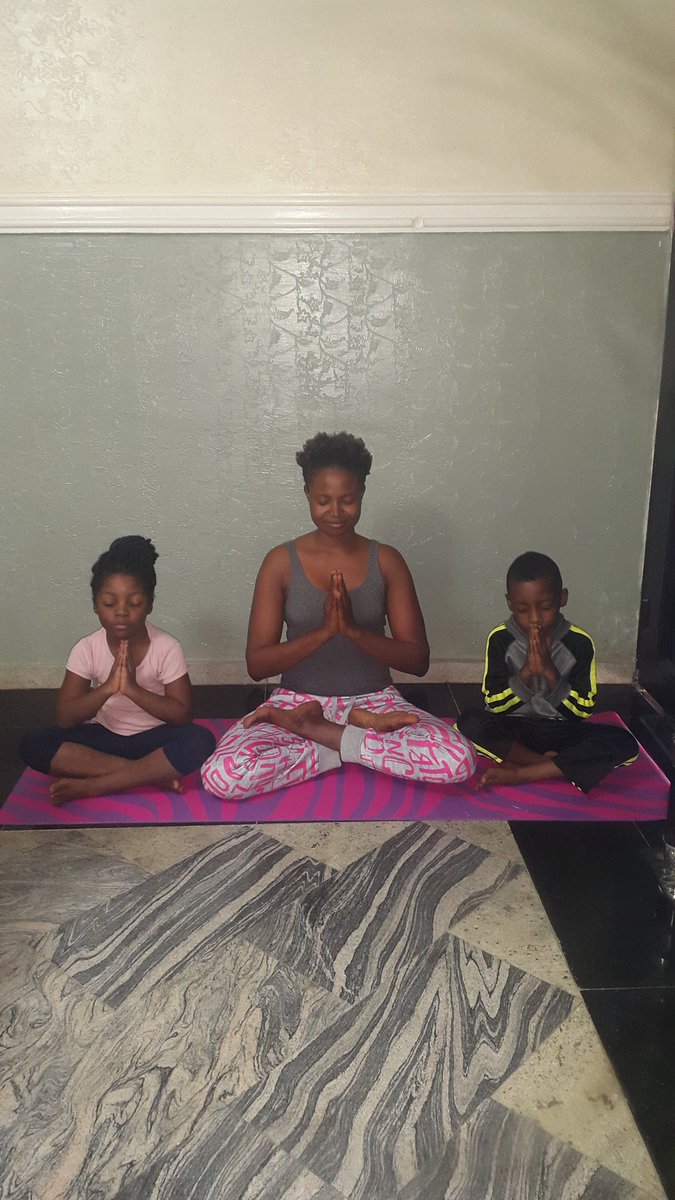Alexis_yoga's tweet photo. Teach them now &amp; they will thank you in future #lagoskids #mindbuilders #yogakids #littleyogi #naturalhair #fitfam https://t.co/NfMJoMrPwR