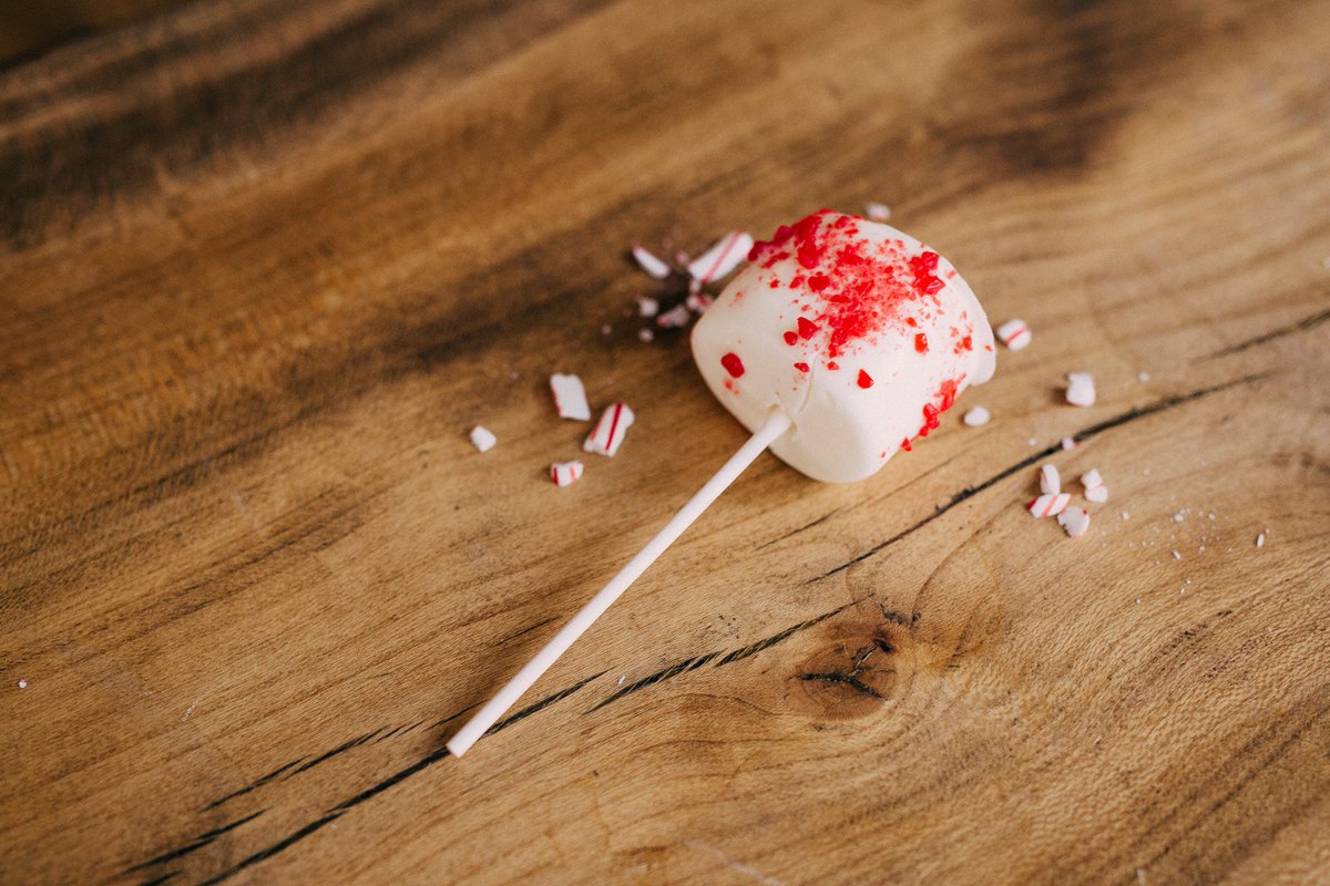 MI_Makers's tweet photo. A sweet bite of mallo was provided by @TasteofHeaven3 in our winter box! We <3 their story: https://t.co/KhqQRgEc2s https://t.co/zi2XaFjcnC