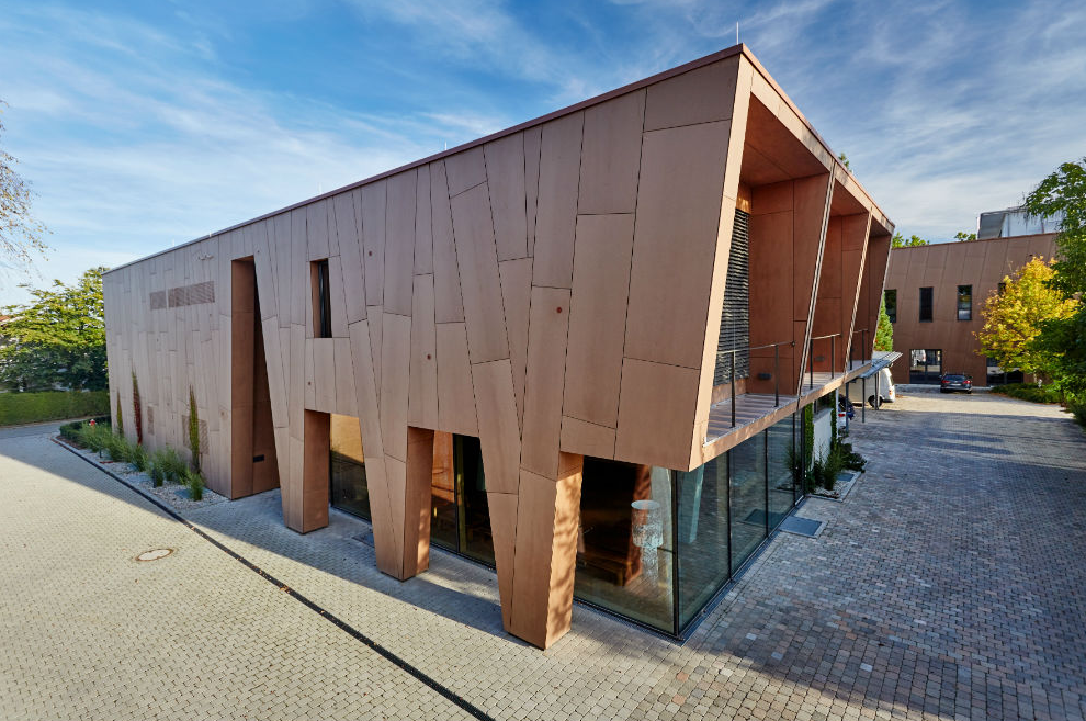 ArchitectsDF's tweet photo. [SOLUTION] @Rockpanel creates a living facade for new @brunner_bayern office https://t.co/J9QNBPxV8l https://t.co/dZgxzYx8SF