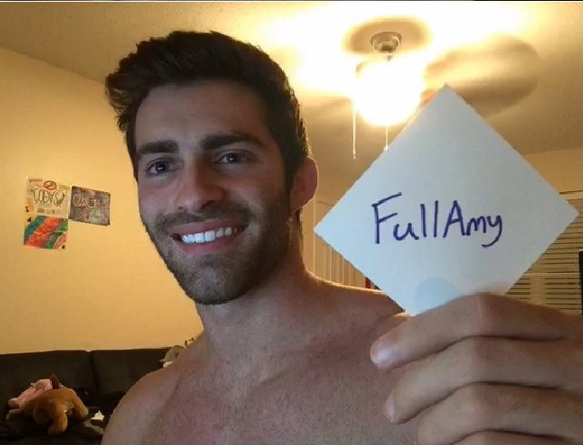 AmyL_1020's tweet photo. @CodyRyle the good old time ..April 15, 3.19pm .. #fullcody πππππ https://t.co/HlMXwpvAbq