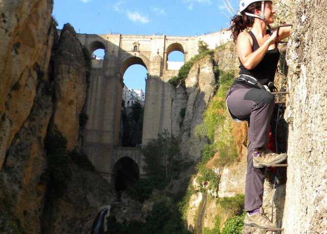 Paulyta08's tweet photo. Ganas de domingo!! Barranquismo y vía ferrata en Ronda 👏🏻⛰ https://t.co/2OUoKnzZrd
