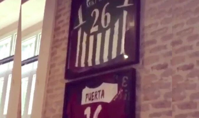 JhonKV62's tweet photo. Que tengamos rivalidad no significa que no tengamos respeto,  #derbisevillano el mejor derbi del mundo https://t.co/dOSJvWsi5o