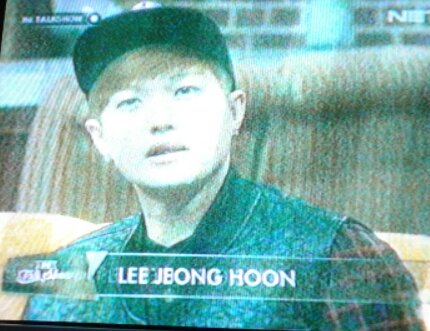 Leana0317's tweet photo. Watching oppa @LeeJH_2107 @Ini_Talkshow @netmediatama #LeeatIniTalkShow_NET https://t.co/CZbhMsyl07