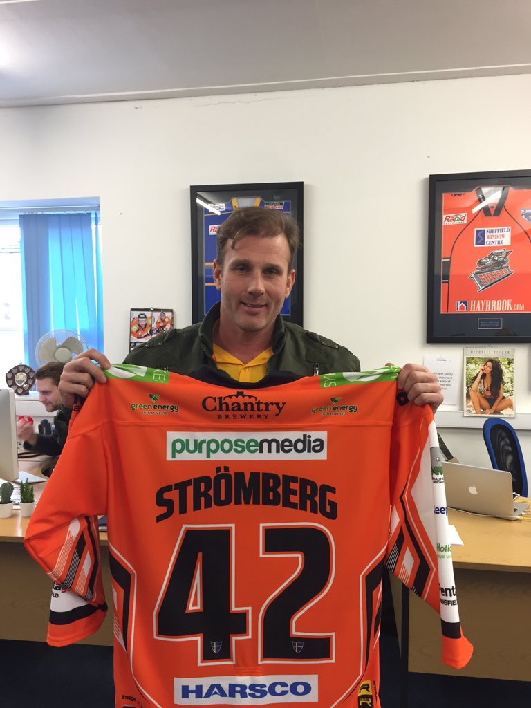 steelershockey's tweet photo. Official confirmation that Warren Taits shirt won't be retired. Sorry Warren. https://t.co/WyRrKTQZE3