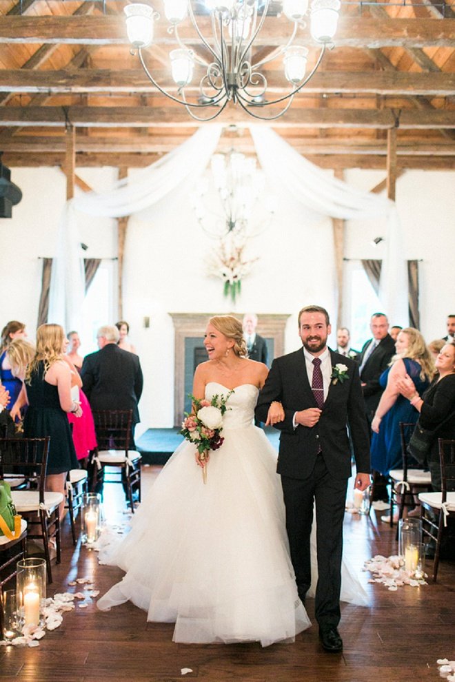 Some_Turquoise's tweet photo. Totally obsessing over today's gorgeous #DIYwedding feature from @stephanieyonce! https://t.co/FoihW61CR1 https://t.co/3vGrWeRCcR
