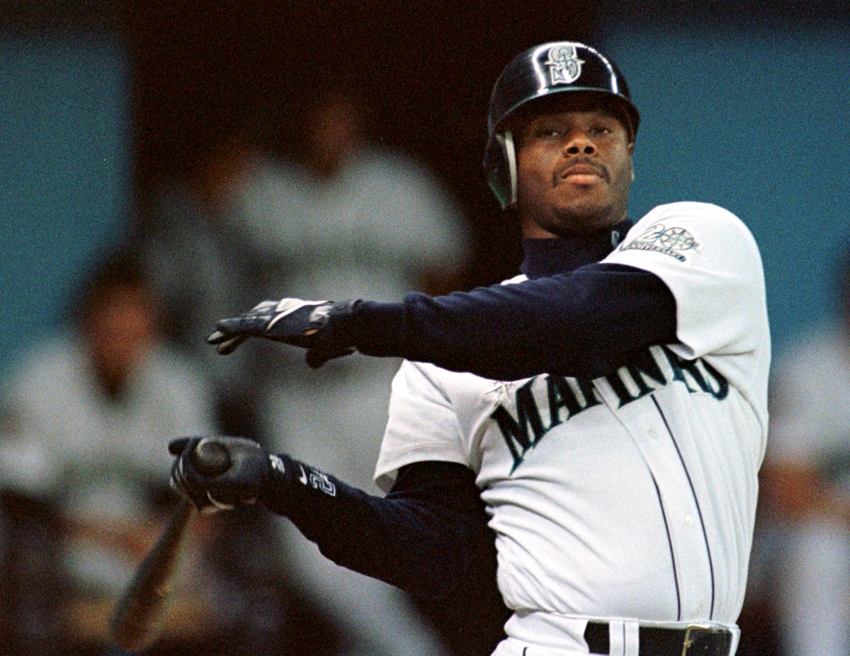 UnSportsESPN's tweet photo. "Ken Griffey Jr. is the best baseball player I saw in my lifetime." - @Espngreeny https://t.co/fjxlIp2NfG