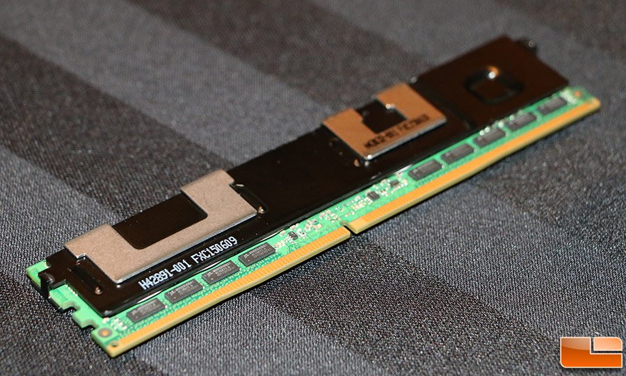 stepbates's tweet photo. First public images of @IntelSSD #optane #nvdimm @StorageVisions! #nvmasmemory for #bigdata #iot - uber-fast #ssd! https://t.co/rNwi4eQwbQ