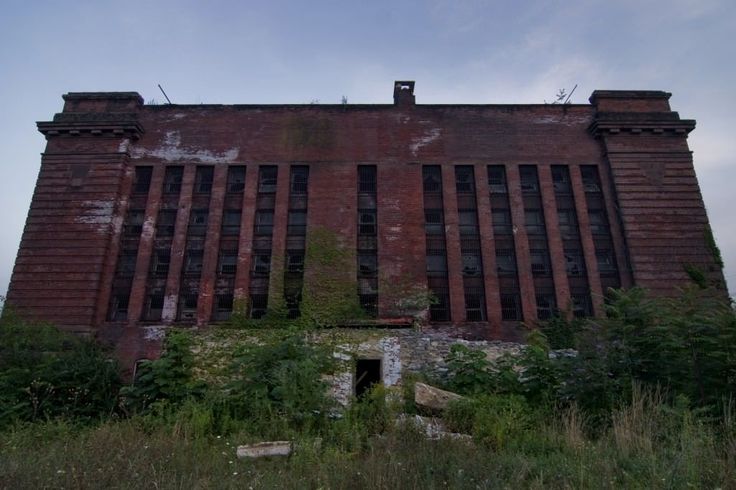 Abandoned Historic York County Prison. Hangings were held here. Just an interesting place.  opacity.us/site90_york_co…