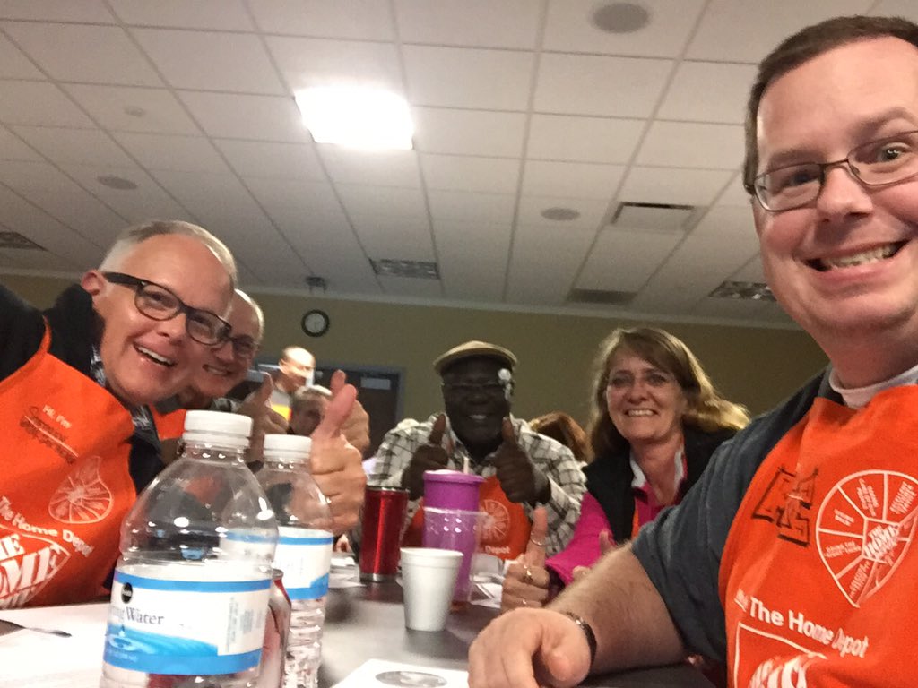 Home Depot 6974 tweet media