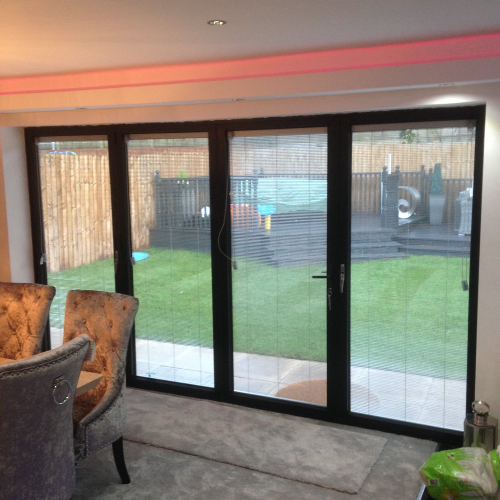 extensionsbuilt's tweet image. A6 Stockport Job all signed off by building inspector, 4m Rear extension, bifolding doors, kitchen island, and LEDs