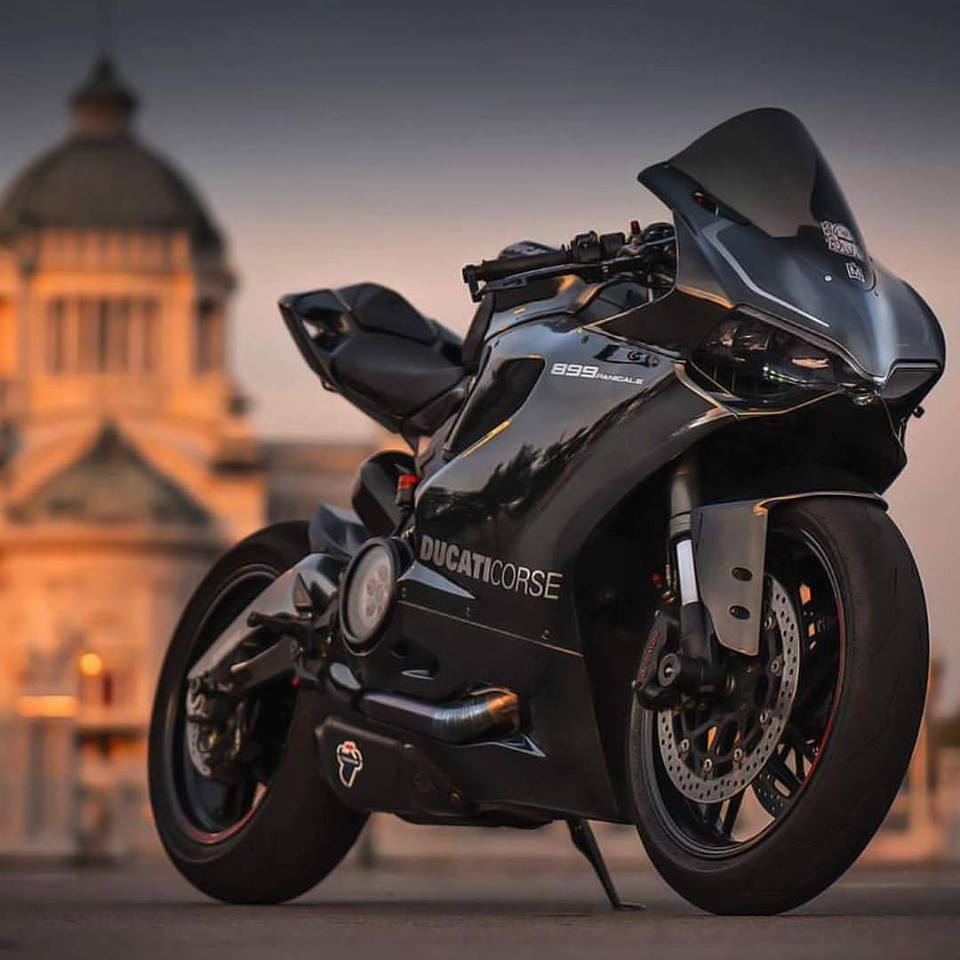 cabromotor's tweet photo. Bufff..... #Ducati https://t.co/LcxDagf1gg