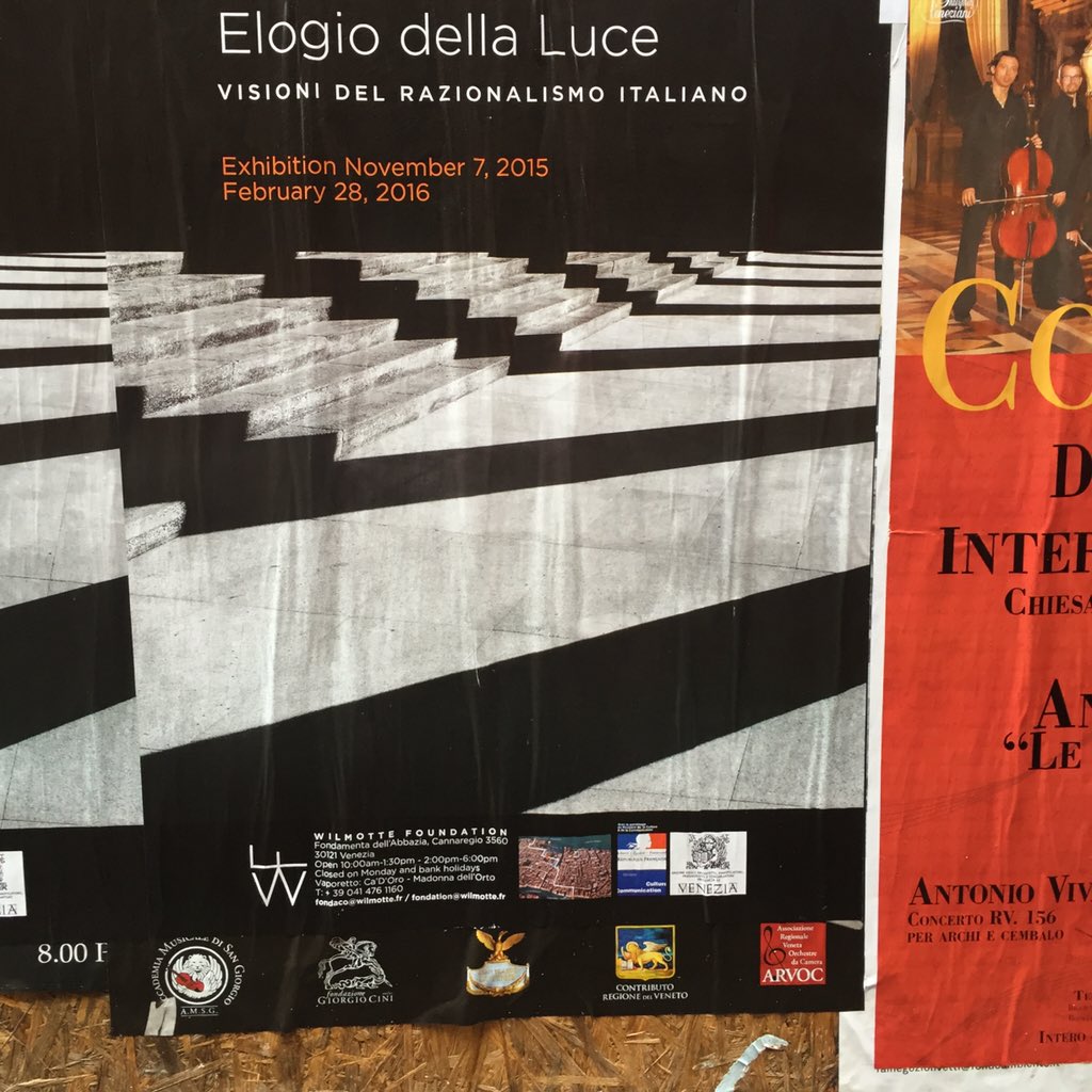 Una mostra chiara come la luce