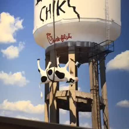 heatherheuman's tweet photo. |REPLAY| 🎉🎉Marketing Director Theresa at @CFAKillian shares the FUN f... #katch #Periscope https://t.co/qH8e5VJPt8 https://t.co/j5PxIyiTj7