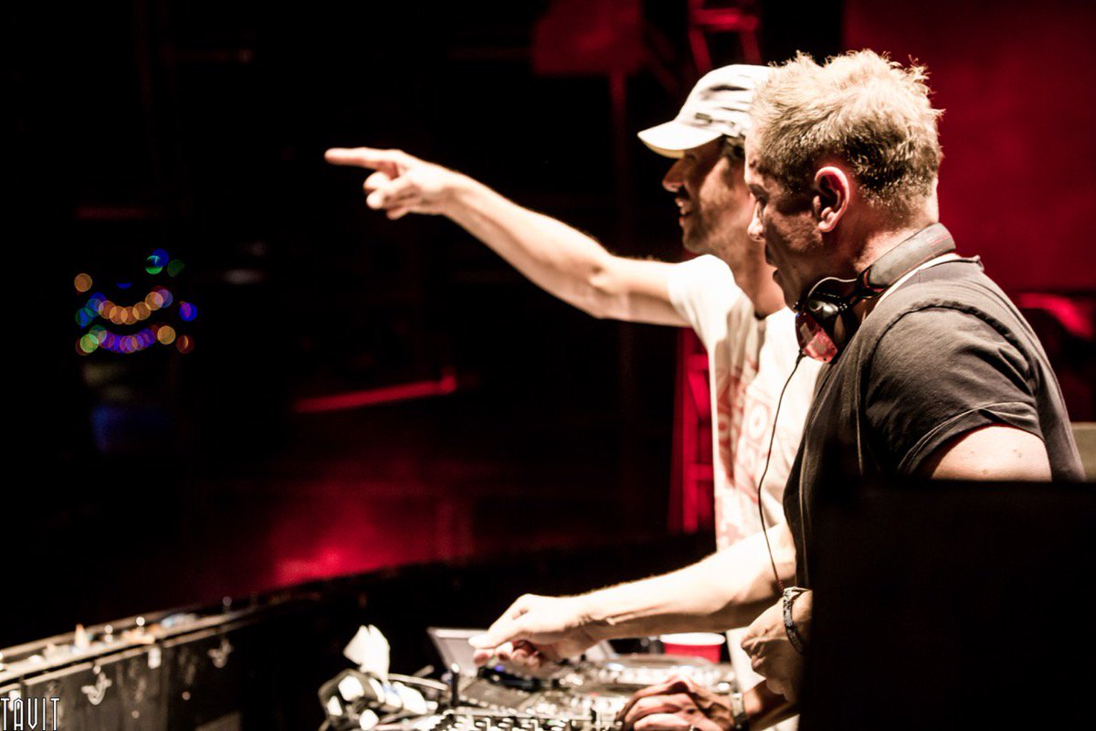 старый диджей. Min dj. Borgore decisions. Min dj. стиль диджея.