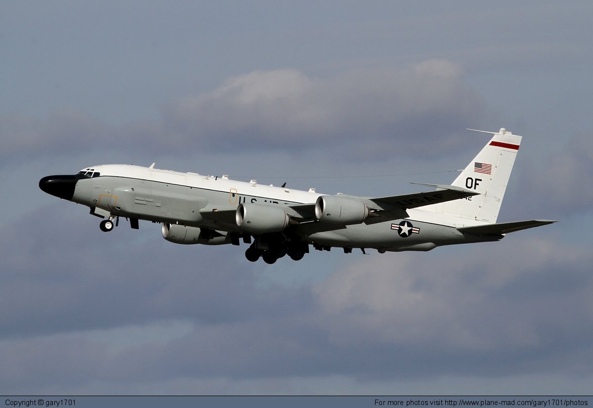 Америкийн тагнуулын RC 135V онгоц Х.Солонгосыг бөмбөг тэслэхээс өмнө Окинава арлаас агаарт хөөрч.Мэдэж байж л дээ.