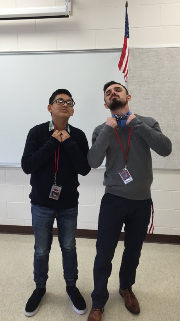 LennyG133's tweet image. Sweaters over collar day in team #learninginstyle