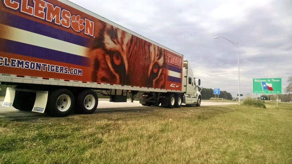 ClemsonFB's tweet photo. The Tiger Truck is halfway to the #NationalChampionship. Welcome to Texas. #ALLIN https://t.co/LsPPJUASHK