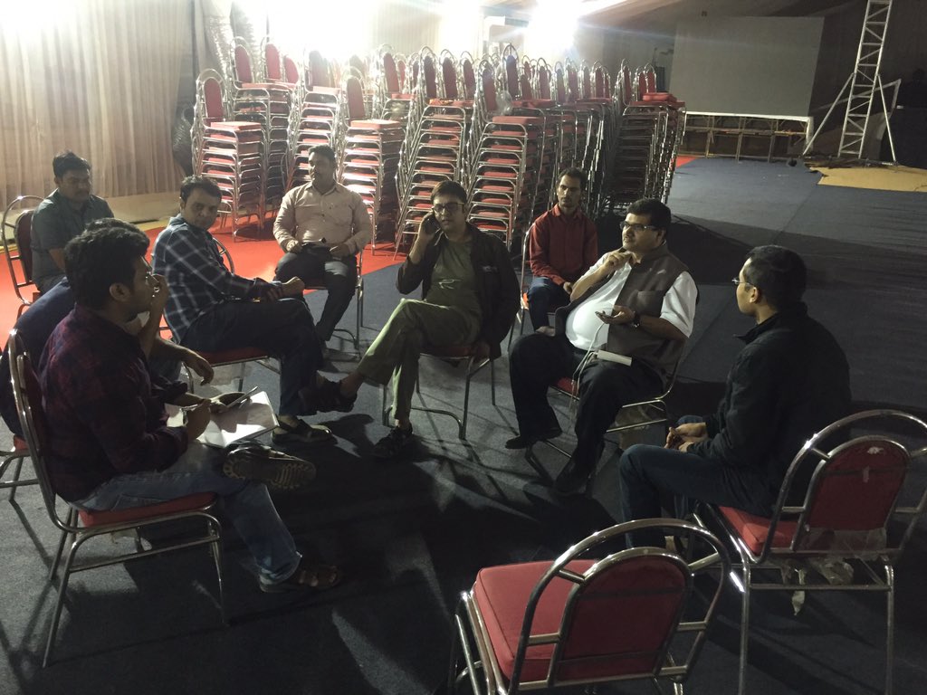 VSES2016's tweet photo. #VSES2016 Vibrant Saurashtra Expo and Summit 2016 Day: -2. War Room Meet! https://t.co/nXDta0iIAM