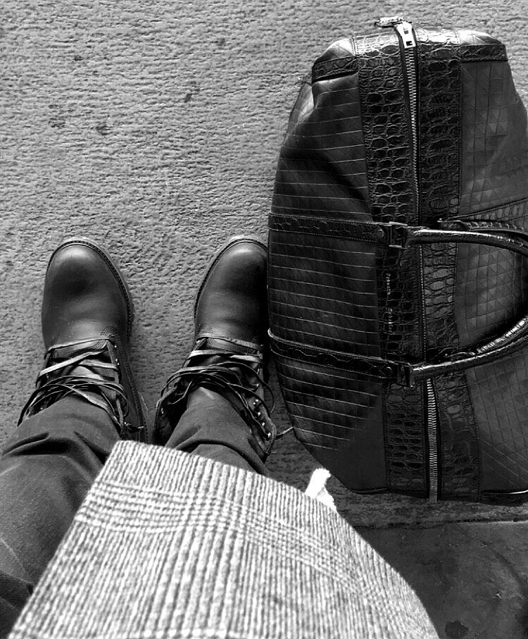 kodaklens's tweet photo. Do Yaself a favor. Stop wearing stock laces that your footwear comes with. #AglitItaly @aglit_italy @RocNSole https://t.co/P3DVrq2oNZ