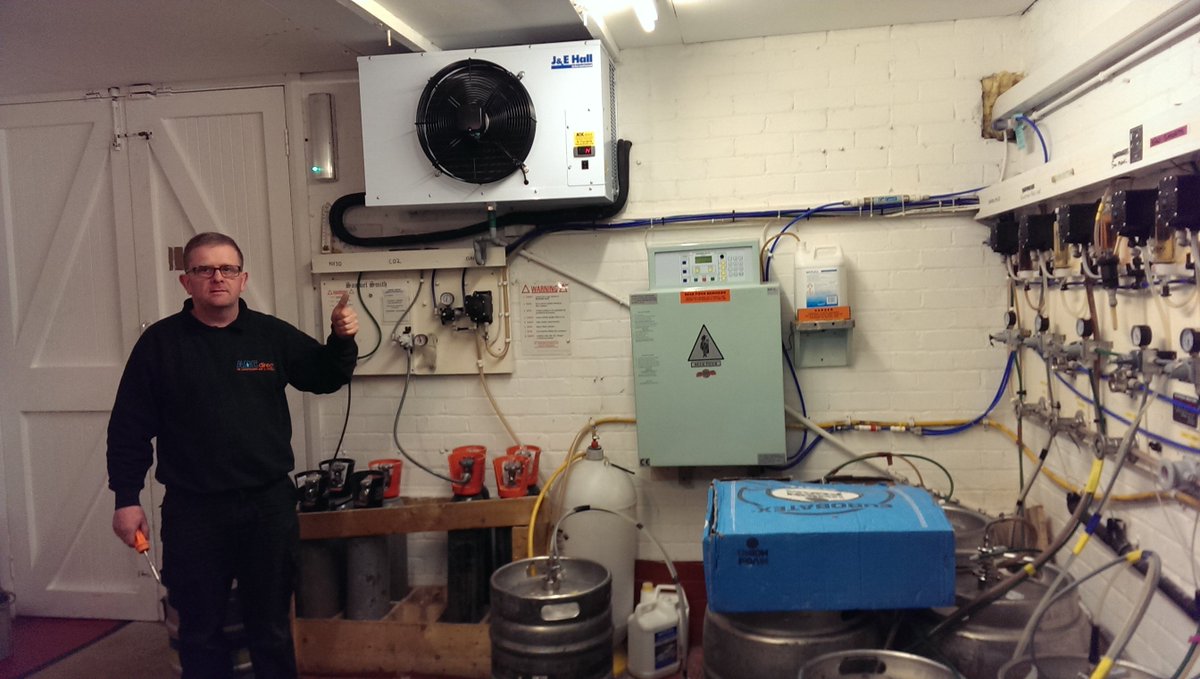 barandcatering's tweet photo. Installed new Cellar Cooling System today Indoor & outdoor units #CellarCooler #BeerCooling #BeerCellar https://t.co/IsCs8gkknf