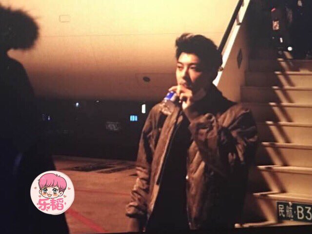 LittlePrinceTao's tweet photo. [Pre] 160107 Shanghai arrived
cr:@Happytao0502 
#ZTAO #黄子韬 #타오 #タオ #เทา https://t.co/U7e2xyFy8b