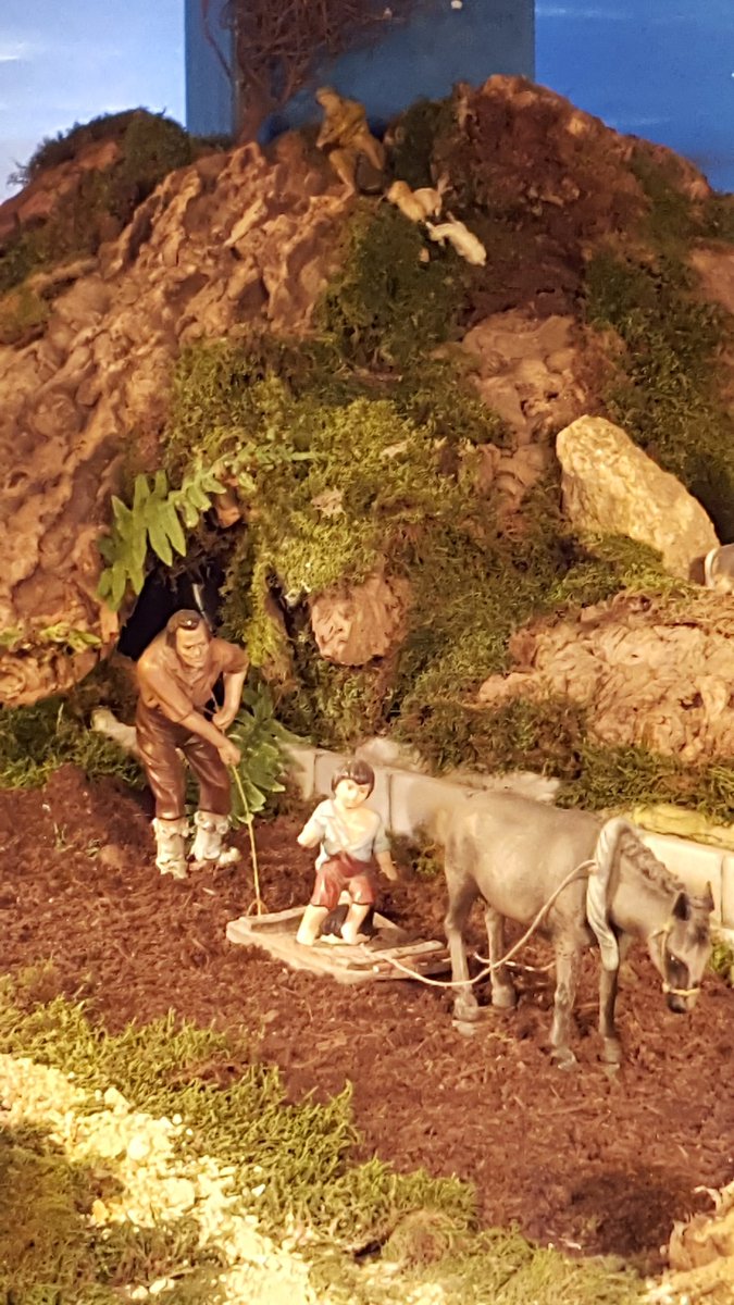 No <a href="/belendecangas/">belendecangas</a> cos primeiros recordos da infancia tardes de labranza co avo' #memoriasdunnenolabrego