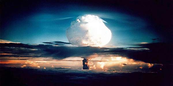 ELTIEMPO's tweet photo. La bomba de hidrógeno es infinitamente más potente que la de Hiroshima https://t.co/9FyZegQY8N https://t.co/Yyi2dgJQZ8