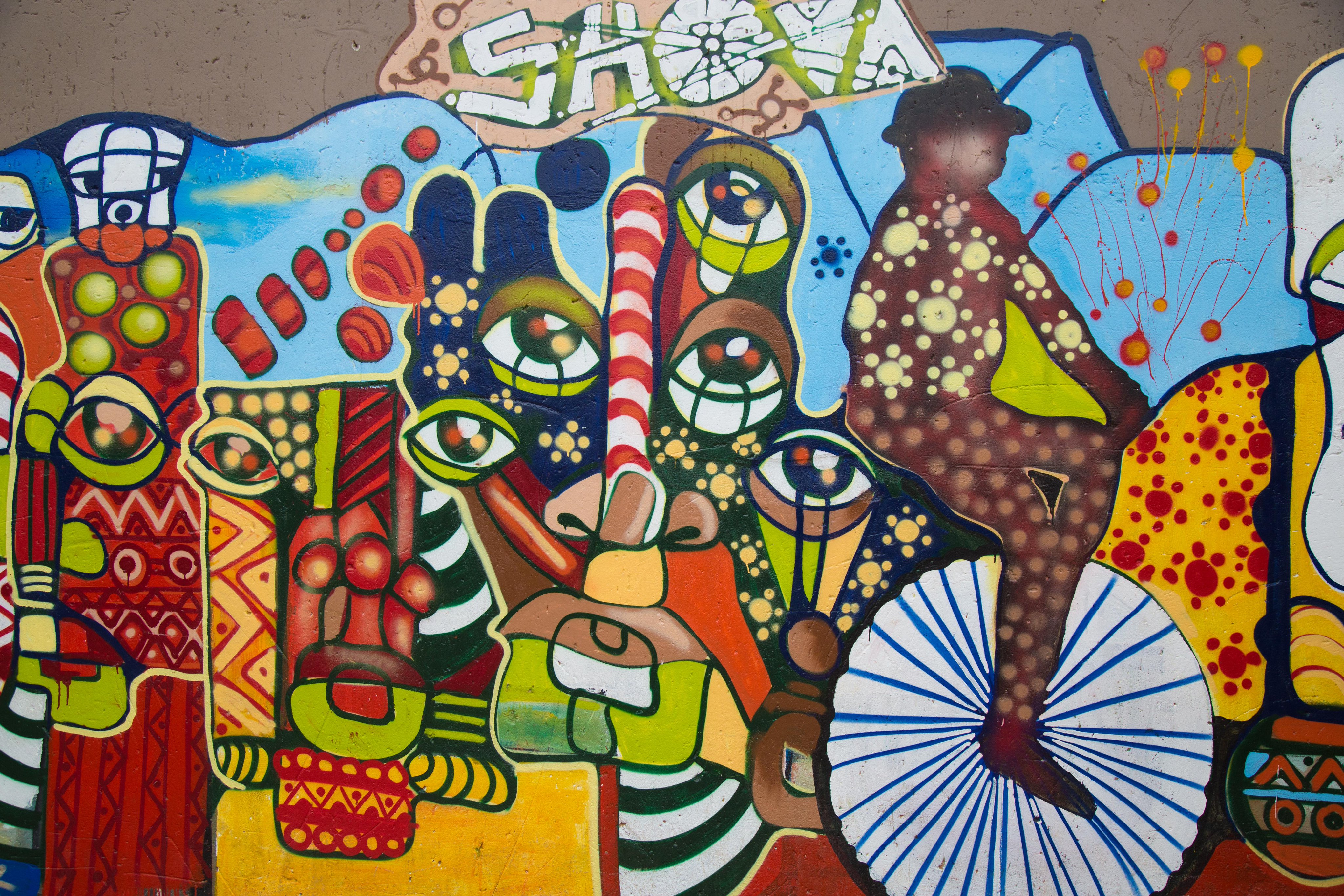 Visit South Africa on Twitter: "#MeetSouthAfrica in Soweto, a vibrant  township full of South African art and heritage! https://t.co/nOcKd30SYy" /  Twitter