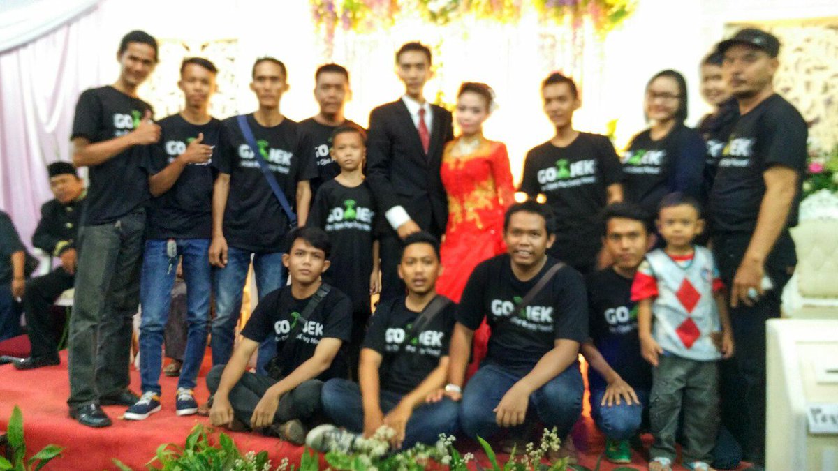 jamilwe's tweet image. Selamat menempuh hidup baru bng ompong