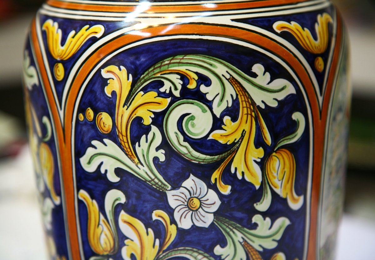 ACJ_HandMade's tweet photo. Jar shaped and painted by hand. Contact us for info. One of a kind.
#ceramic #pottery #art #homemade #ooak https://t.co/EX5ujUDxoq
