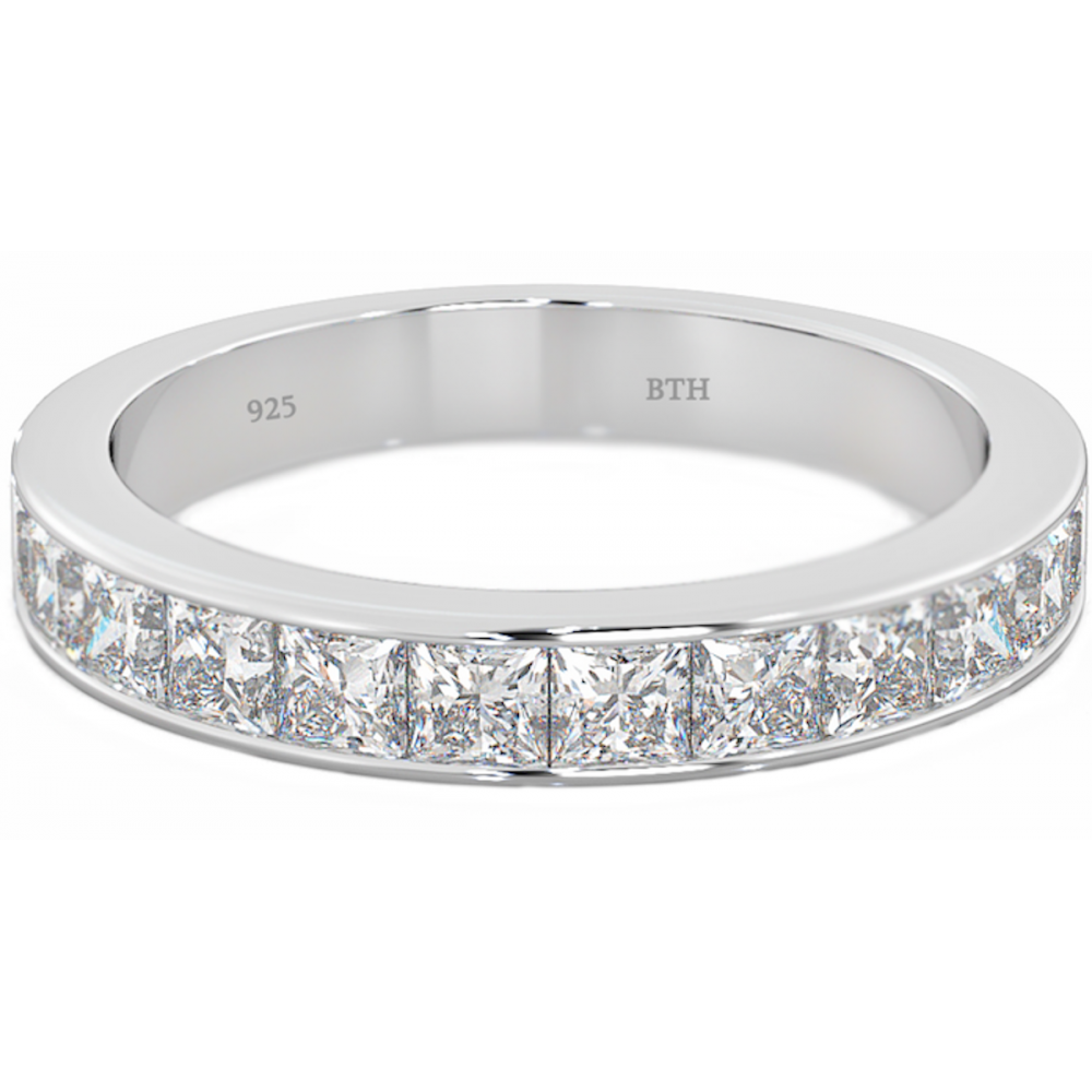 besttohave's tweet image. Today will be our first  #MidWeekPick of #2016
So to get started we&apos;ve chosen this Ladies Channel Set #Ring !