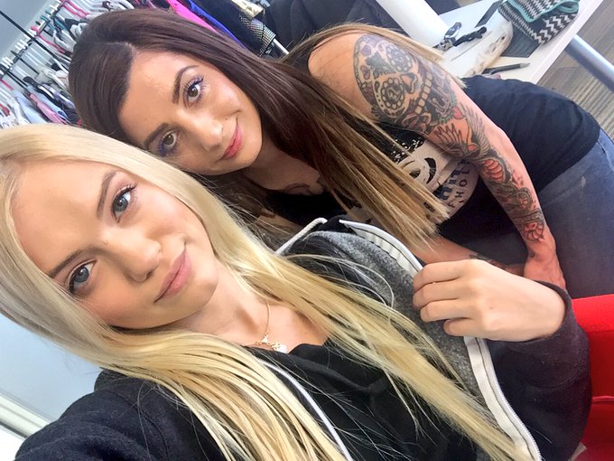 Before and after coffee https://t.co/clD8MQjW3Z