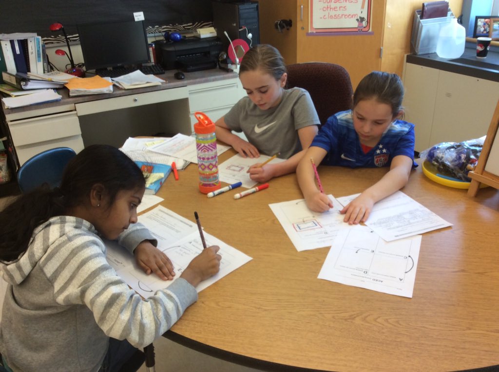 MsKStudents's tweet image. Ss choose how to best practice math problems; ind, pairs, groups or w/ modeling #choice #learningpreferences