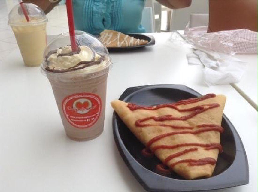 CrepeloversRD's tweet photo. ¡No hay mejor forma de almorzar que cuando compartes junto a tus seres queridos! #CrepeloversRD https://t.co/uA9JSz56rT