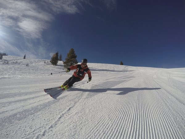 GoPro's tweet image. Our kind of commute! RT @vailmtn Daily commute for Vail Ski Patrol. Photo: @kenhoeve #GoPro