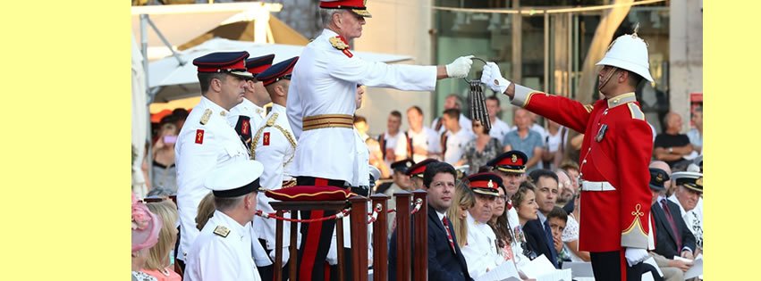 #Gibraltar nos dice que vivamos en el S.XXI...