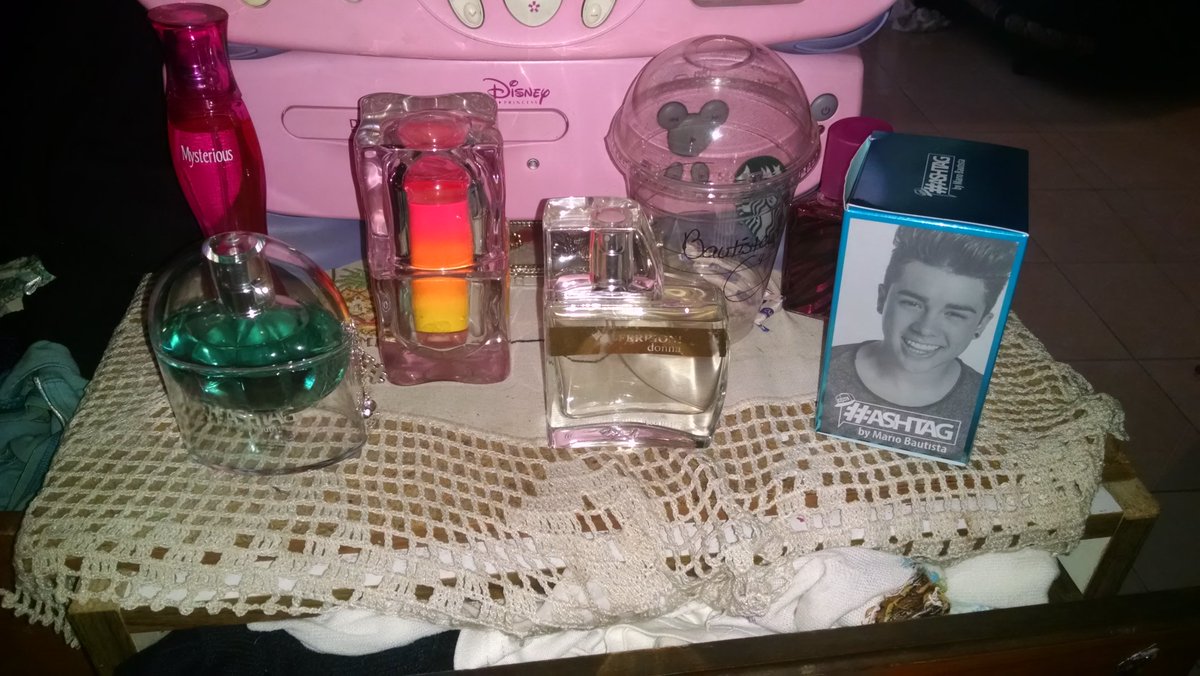 PowerDanii's tweet photo. @mariobautista_  ya lo tengo en mis manos wiii #HashtagbyMB  😍😍😍💖💖 https://t.co/fPYWYMNP2I