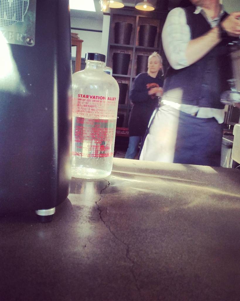StarvationAlley's tweet photo. We see your water techniques  @stumptowncoffee and we like it. #reuserehydrate #starvationalley #garnetgospel #pdxc… https://t.co/2vbced168a