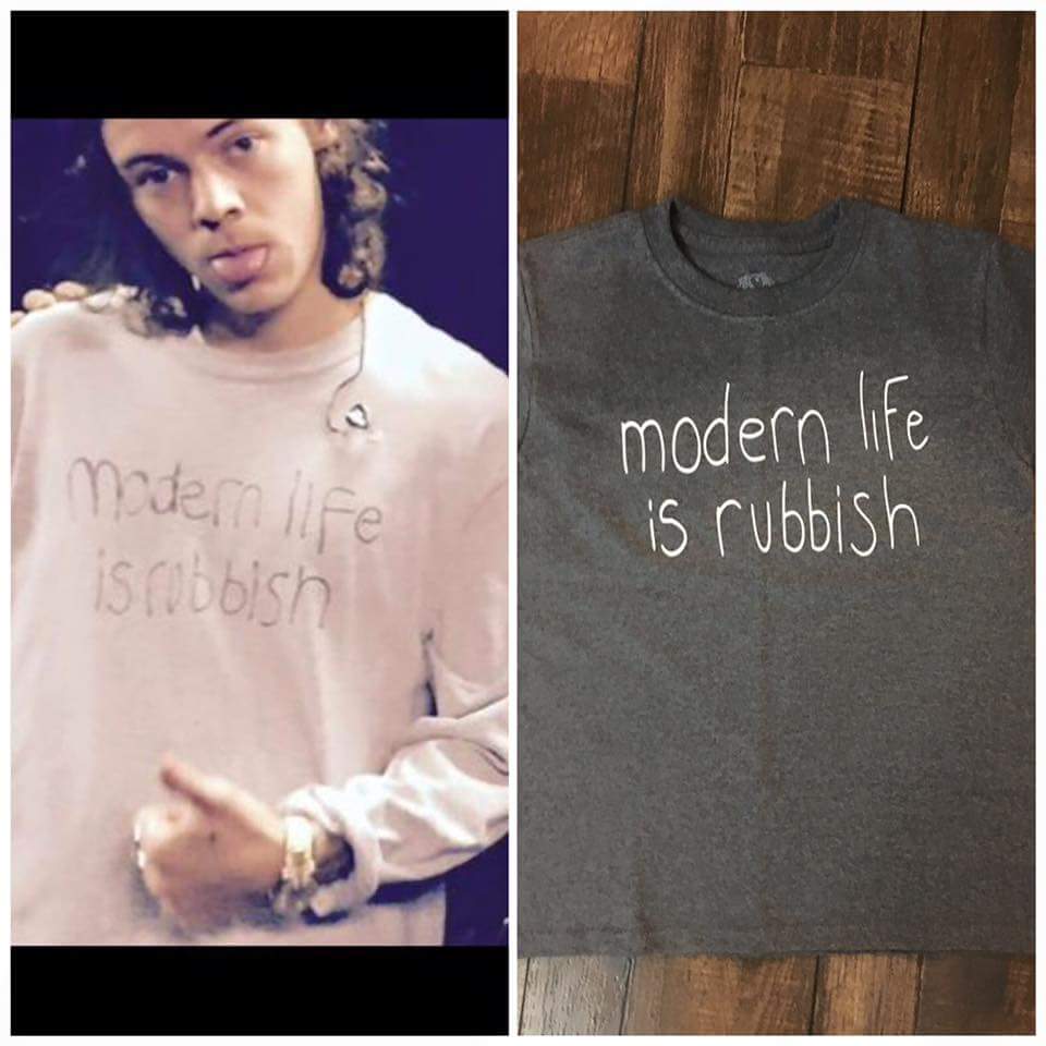 texaseliza's tweet image. My 5 year old got new shirts. 😁 #idonthaveaproblem