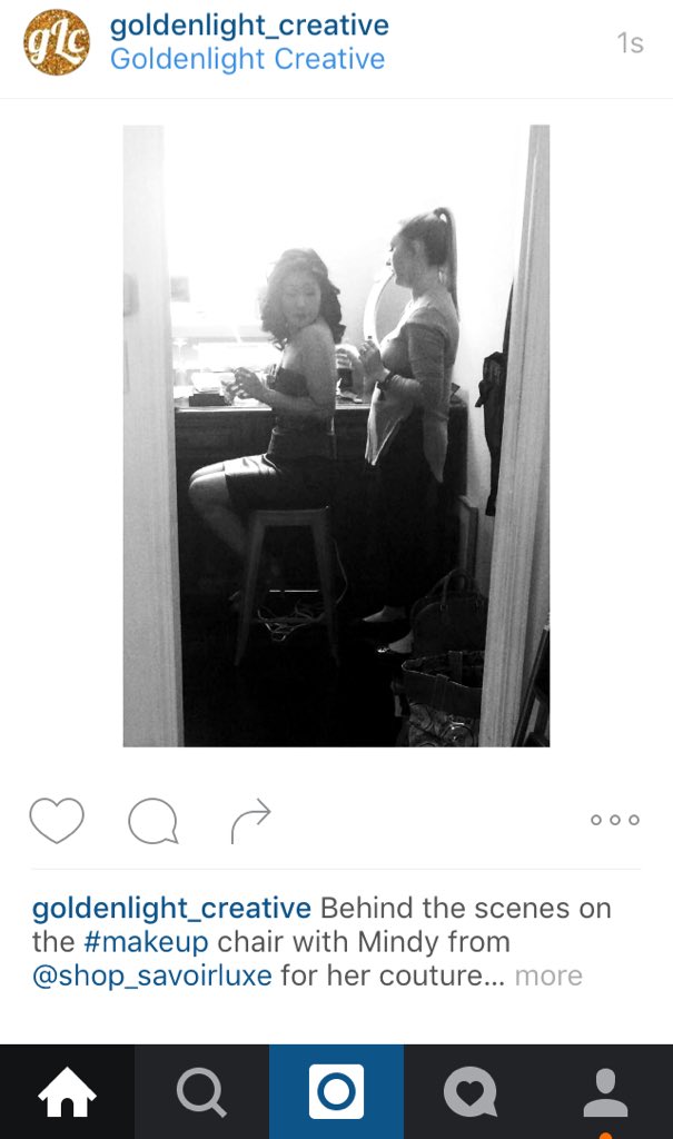 goldenlightcre's tweet photo. #behindthescenes w/ beautiful Mindy Loll of @Shop_SavoirLuxe getting her #makeup on #goldenlightcreative https://t.co/HnHCn7JEjU
