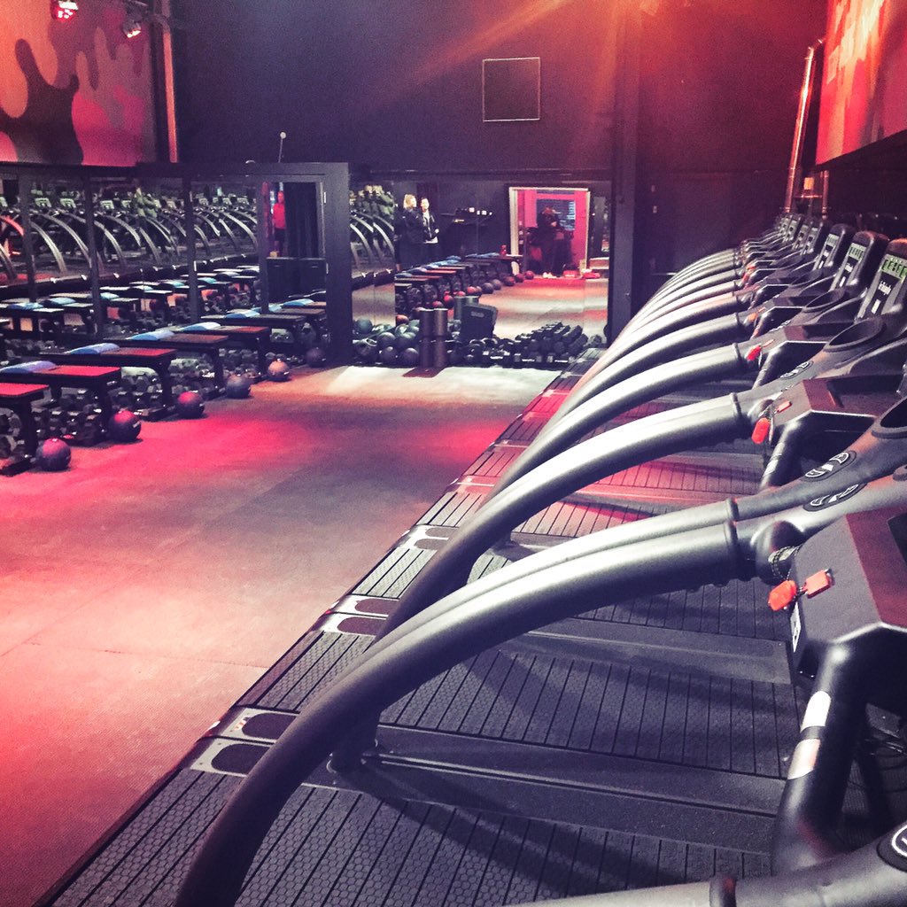 jomcbannatyne's tweet photo. Our @WattDefine has landed !! Coaches classes ! Practise=Perfect🔥🔥🔥TEAM ! @AndrewMockler1 @leehowitzer @Glopey1984 https://t.co/n7QUUtAApT