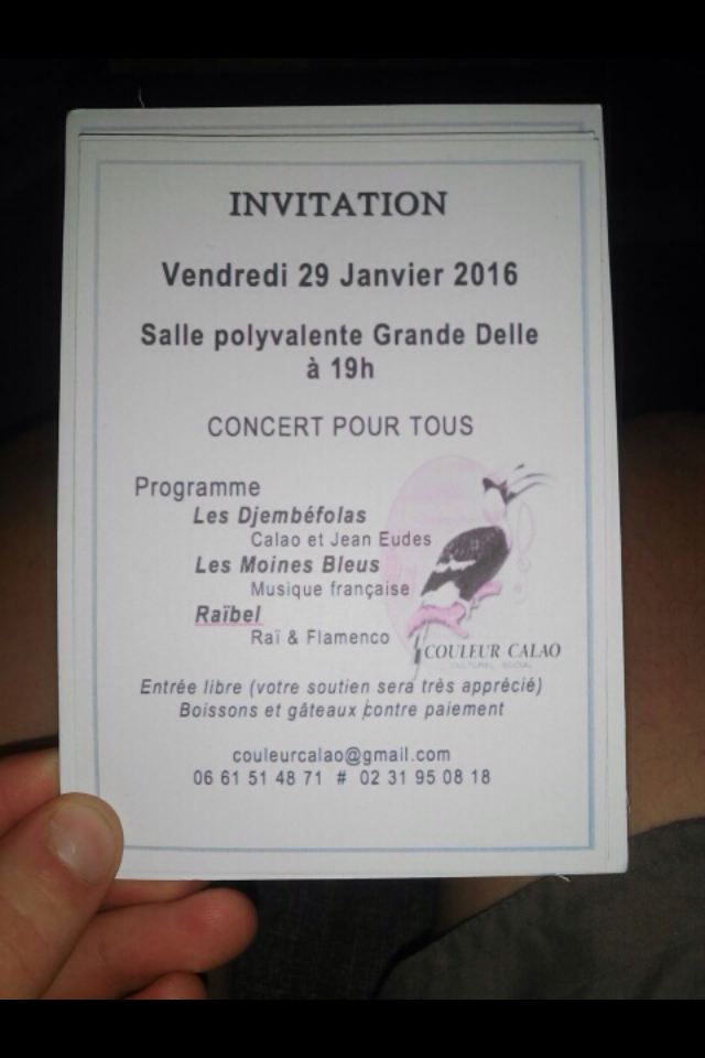 Saecile's tweet photo. Merci Maxime, c'est le plus beau cadeau que j'ai eu, c'est là que notre histoire se commence! 
#1erConcert #Groupe https://t.co/CyZ77Mu4e6