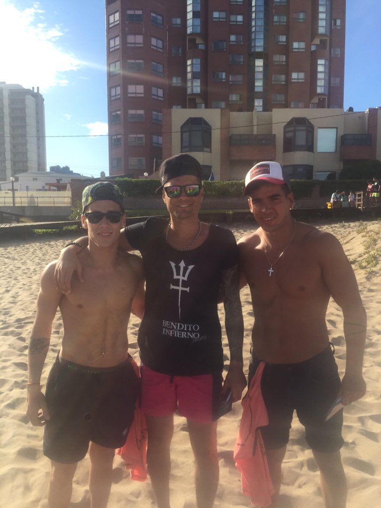 kencito_joannas's tweet photo. Hoy explota @pueblo_limite explota @rombai_ combos peatonal #promoplaya #rombaienpueblo @EmiBasili https://t.co/HgiZv9dfPa