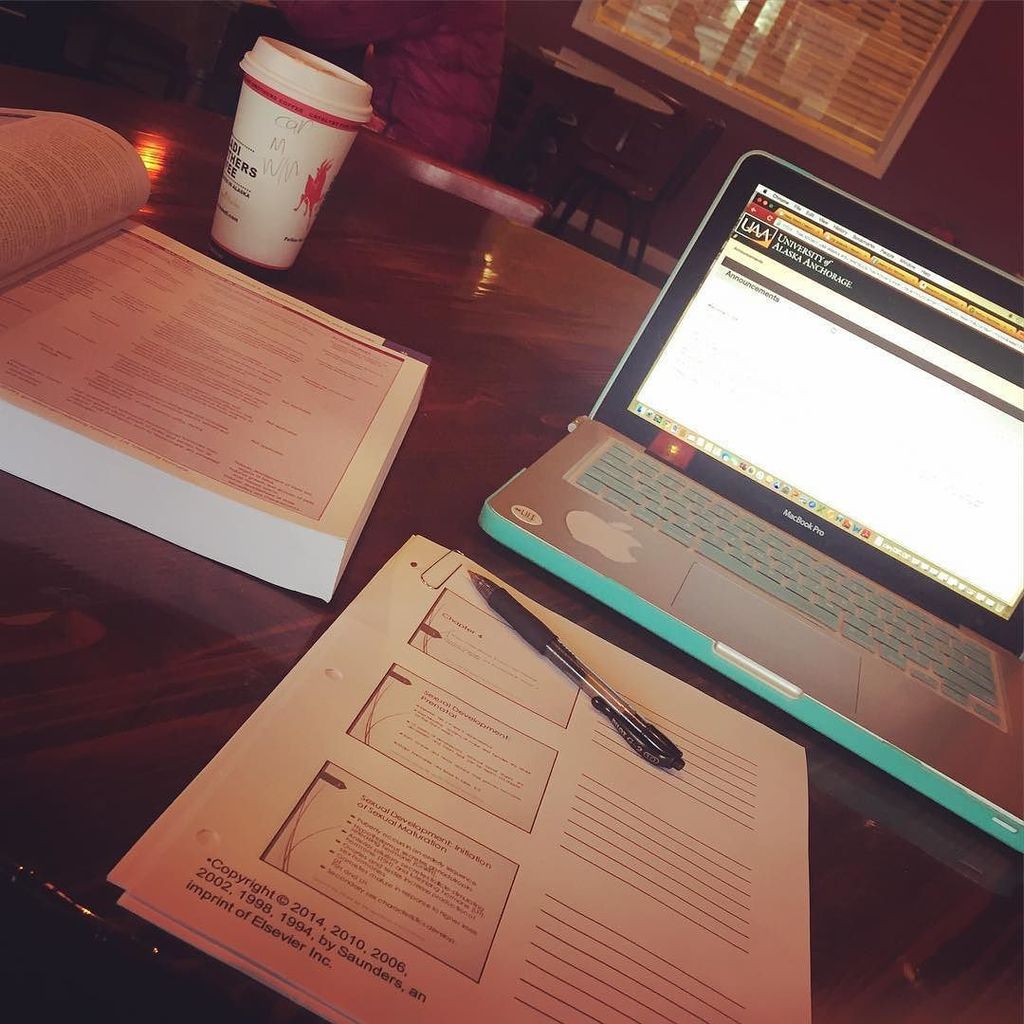 TheCaringTimes_'s tweet image. And so it begins. #thirdsemester #nursingschool by ezcos