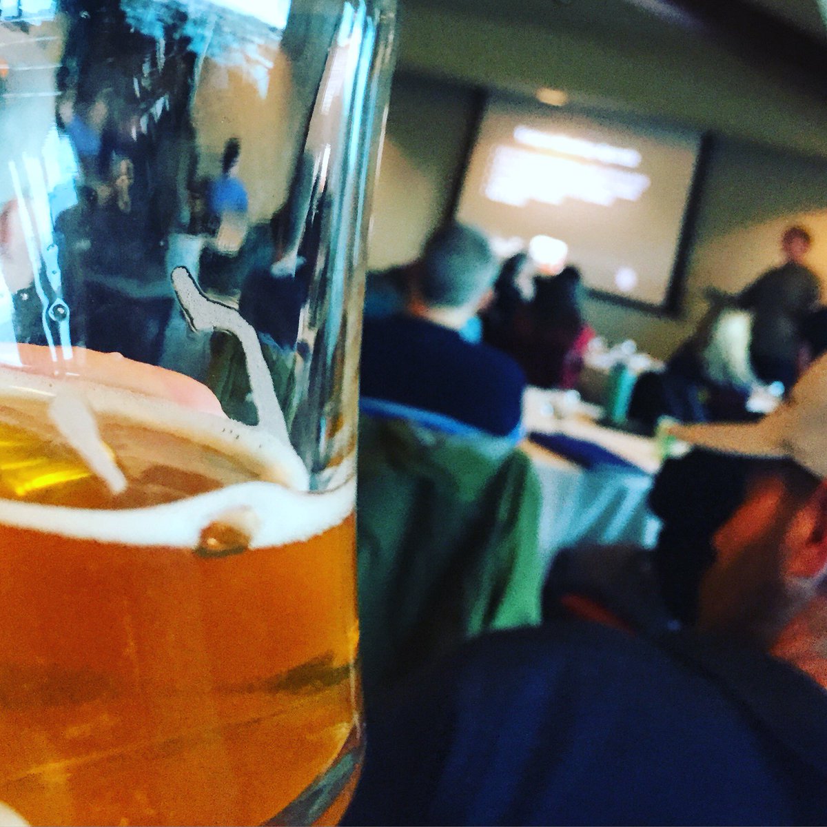 DeschutesBeer's tweet photo. Meetings are way more fun w/beer! #perksofworkingatabrewery #hophengeipa https://t.co/7hb6AmNckJ